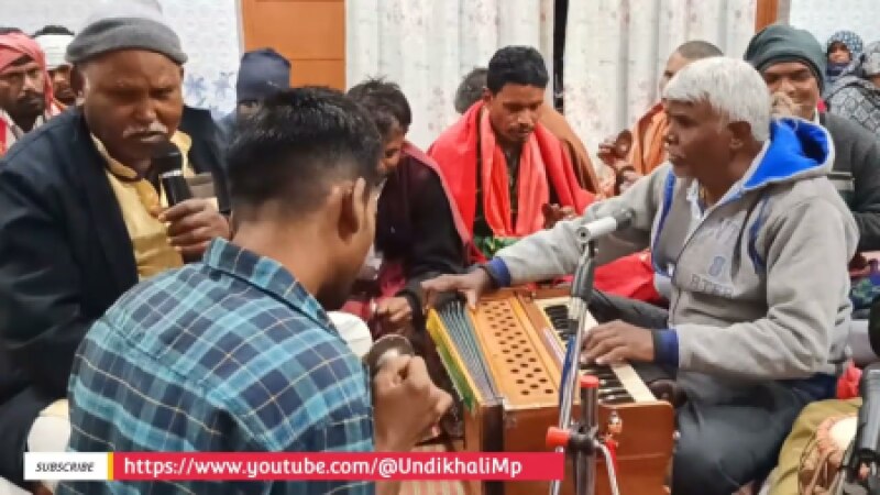 Tari Ek Ek Pal Jaye Lakh Ni